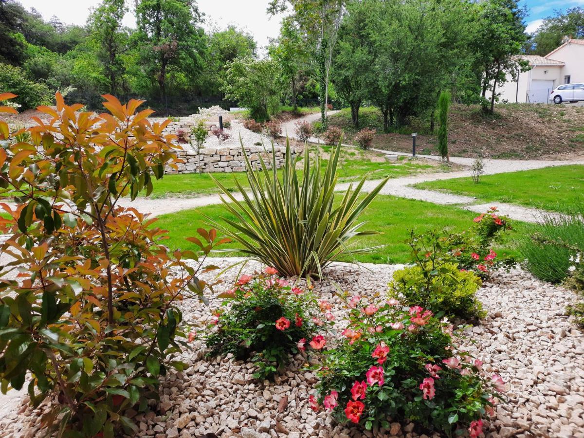 Le Logis De Berianne Aparthotel Les Tourrettes Exterior foto